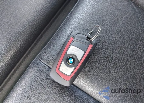 2013 BMW 328I z USA, uszkodzony, nr VIN WBA3C1C5XDF443015